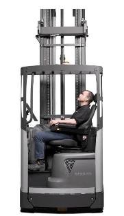 Nissan Reach Truck-fot2_1.JPG